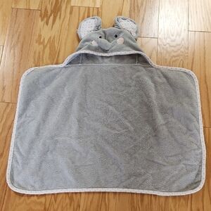 Gray Elephant Hooded Baby Towel